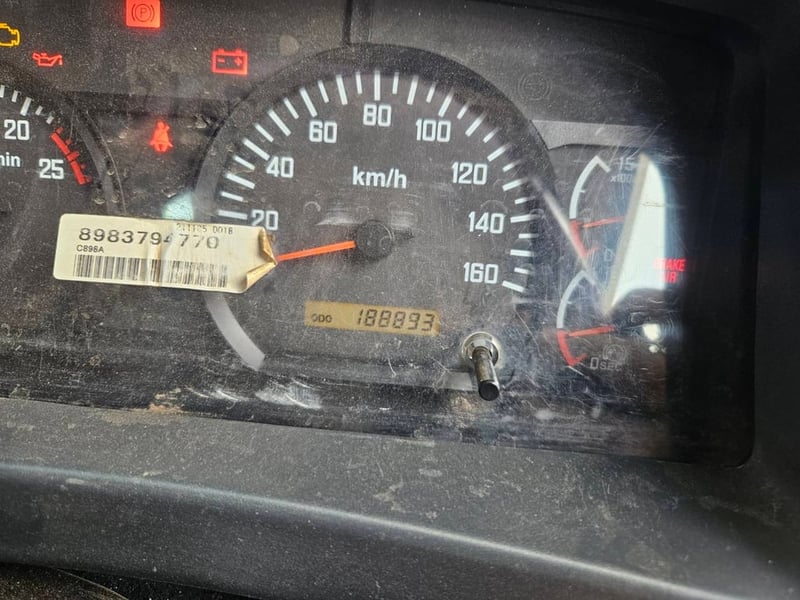 ISUZU FXZ 360แรงม้า รถบรรทุก 10ล้อ ดั้มพ์ เลขไมล์ 188,000 กม.