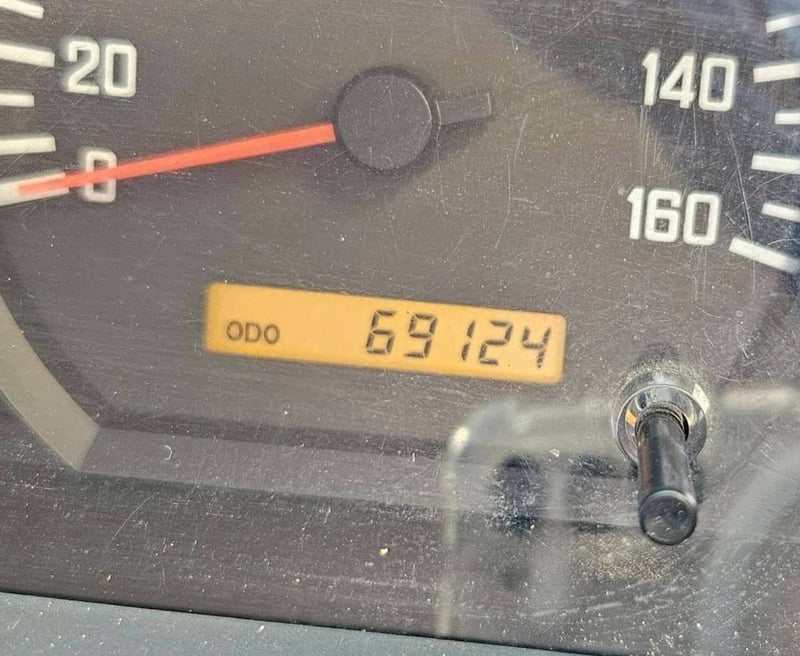 ISUZU FXZ 360แรงม้า รถบรรทุก 10ล้อ ดั้มพ์ ปี2021 เลขไมล์ 69,100 กม.