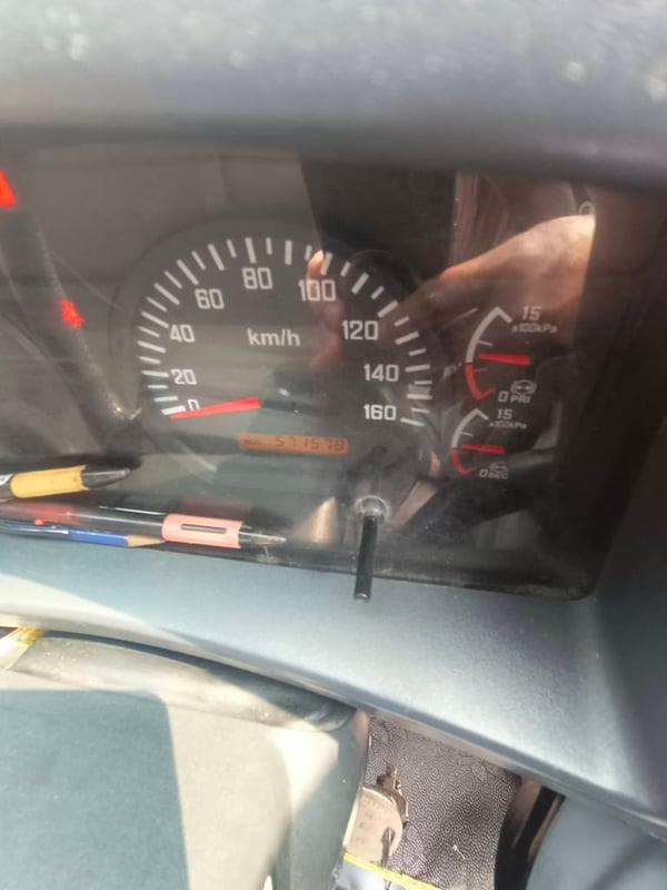 ISUZU FTR 220แรงม้า รถบรรทุก 6ล้อ ตู้แห้ง ปี2012