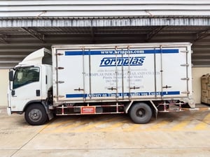 รถอีซูซุ 4 ล้อ NPR75K ปี 2554 ตู้แห้ง รถอีซูซุ 4 ล้อ NPR75K ปี 2554 ตู้แห้ง