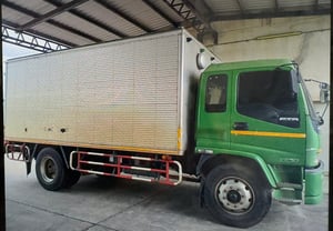 รถอีซูซุ 6 ล้อ ตู้แห้ง ปี2552