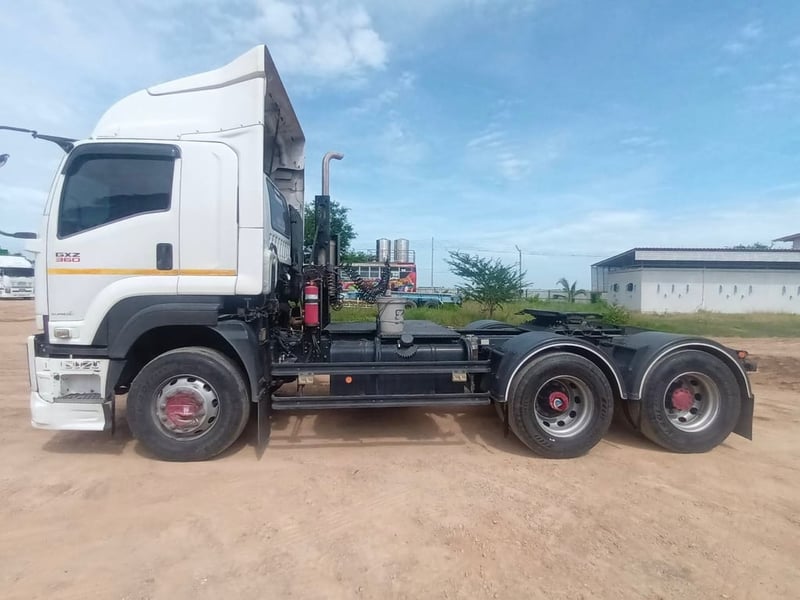 รถหัวลากอีซูซุ พร้อมใช้งาน เลขไมล์น้อย รถหัวลากอีซูซุ พร้อมใช้งาน เลขไมล์น้อย