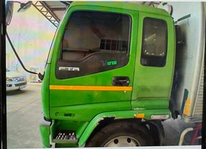 รถอีซูซุ 6 ล้อ ตู้แห้ง ปี2552