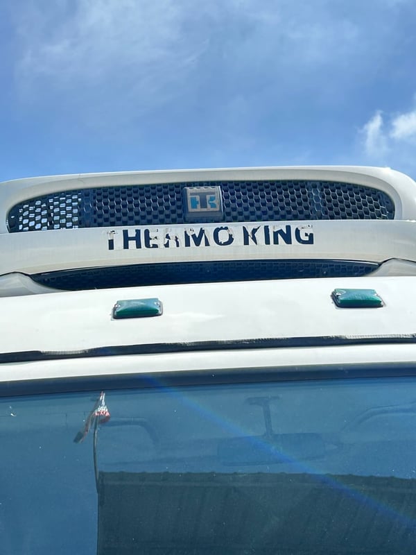 HINO FL 260แรงม้า รถบรรทุก 10ล้อ ตู้เย็น ปี2016 เลขไมล์น้อยกว่า 500,000 กม.