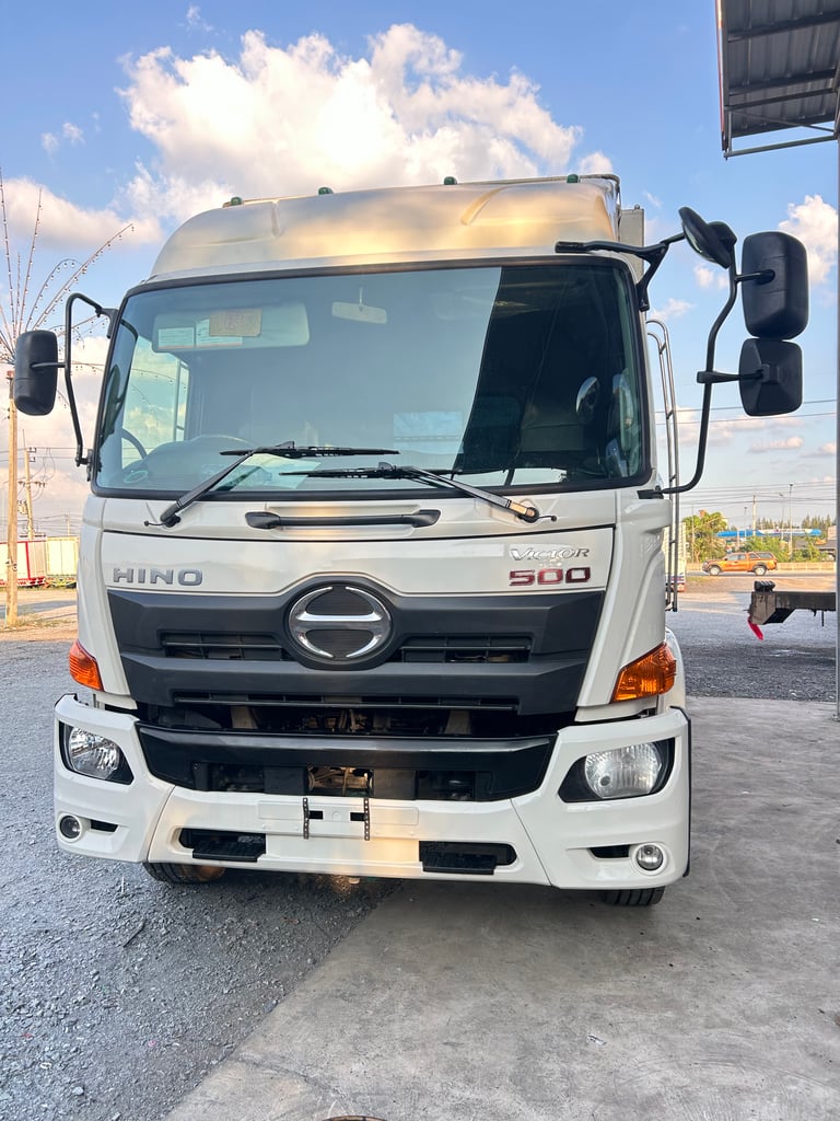 HINO FL 260แรงม้า รถบรรทุก 10ล้อ กระบะคอกสูง ปี2018 เลขไมล์น้อยกว่า 500,000 กม.