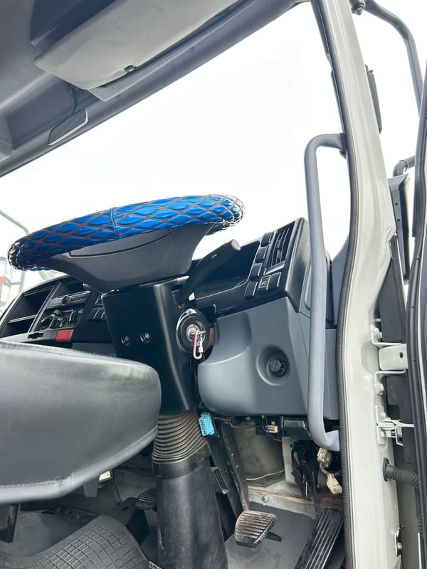 ISUZU FVM 300แรงม้า รถบรรทุก 10ล้อ กระบะคอกสูง ปี2017 เลขไมล์น้อยกว่า 500,000 กม.