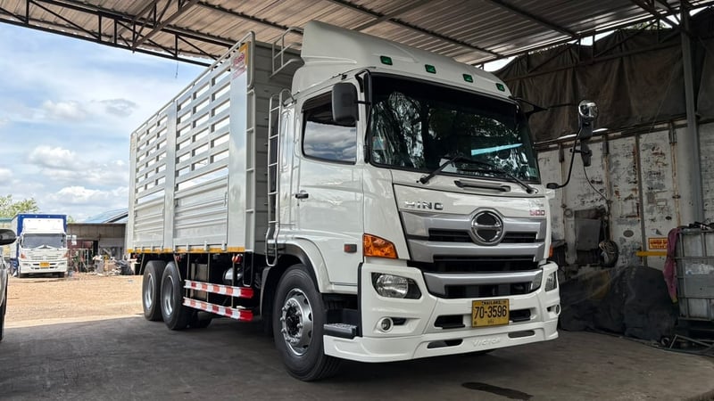 HINO FL 260แรงม้า รถบรรทุก 10ล้อ หัวลาก เฉพาะหัว ปี2020 เลขไมล์น้อยกว่า 500,000 กม. HINO FL 260แรงม้า รถบรรทุก 10ล้อ หัวลาก เฉพาะหัว ปี2020 เลขไมล์น้อยกว่า 500,000 กม.