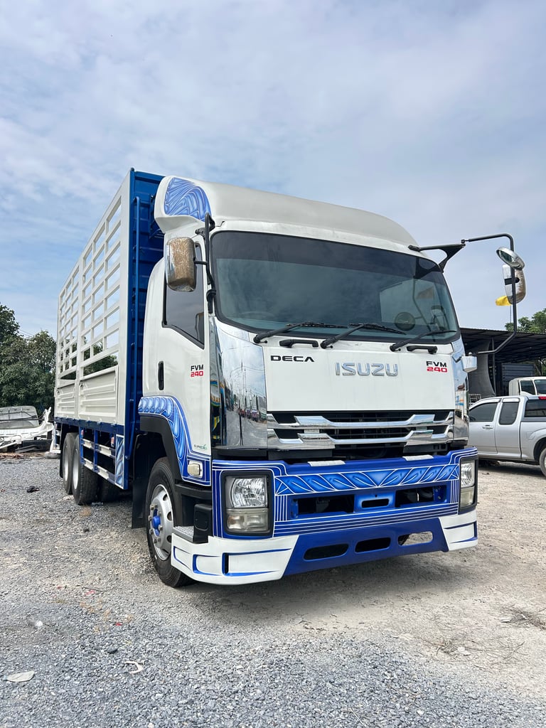 ISUZU FVM 240แรงม้า รถบรรทุก 10ล้อ กระบะคอกสูง ปี2010 ISUZU FVM 240แรงม้า รถบรรทุก 10ล้อ กระบะคอกสูง ปี2010