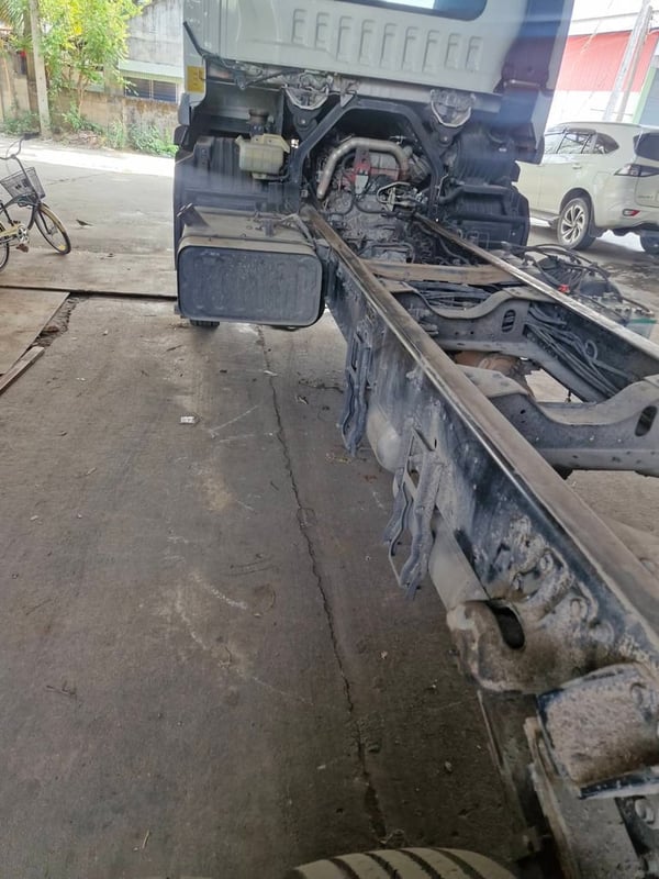 ISUZU FTR 240แรงม้า รถบรรทุก 10ล้อ หัวลาก เฉพาะหัว ปี2018 เลขไมล์น้อยกว่า 500,000 กม.