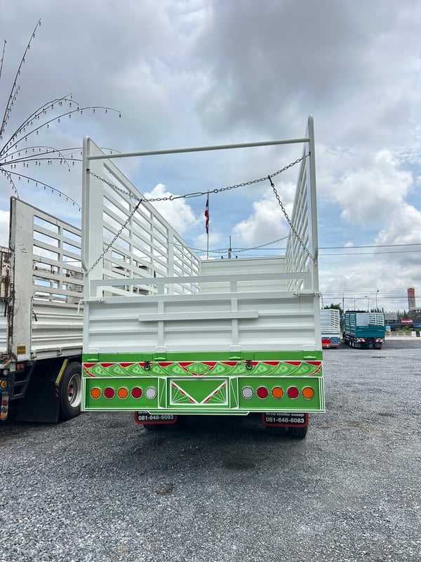 10ล้อHinoคอกสวยๆ