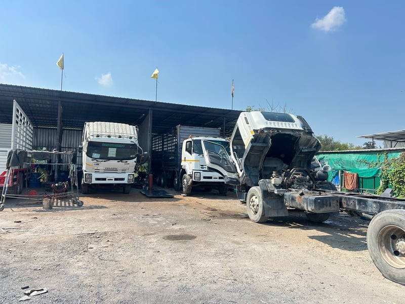 ISUZU FVM 240แรงม้า รถบรรทุก 10ล้อ กระบะคอกสูง ปี2025 เลขไมล์น้อยกว่า 500,000 กม.