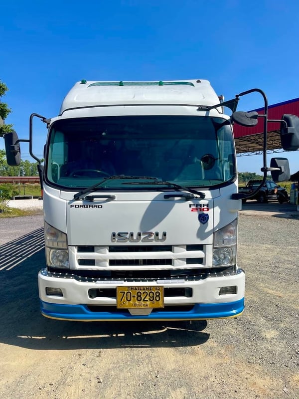 ISUZU FRR 210แรงม้า รถบรรทุก 6ล้อ กระบะคอกสูง ปี2017 เลขไมล์น้อยกว่า 500,000 กม.