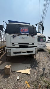 ISUZU FTR 240แรงม้า รถบรรทุก 6ล้อ ตู้แห้ง ปี2019 เลขไมล์น้อยกว่า 500,000 กม.