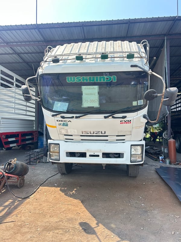 ISUZU FVM 240แรงม้า รถบรรทุก 10ล้อ กระบะคอกสูง ปี2025 เลขไมล์น้อยกว่า 500,000 กม.