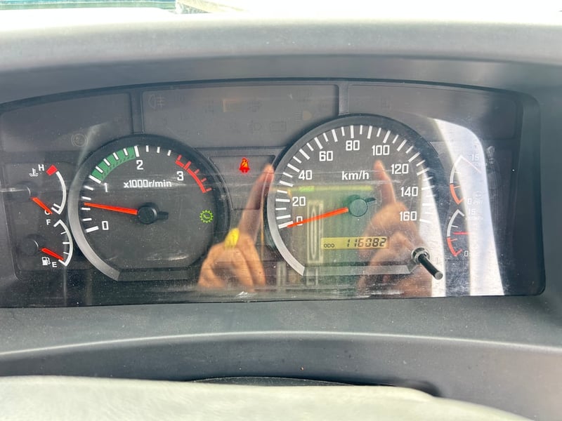 ISUZU FVM 300แรงม้า รถบรรทุก 10ล้อ กระบะคอกสูง ปี2014 เลขไมล์น้อยกว่า 500,000 กม.