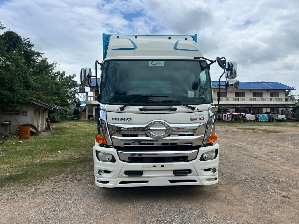 HINO FL 260แรงม้า รถบรรทุก 10ล้อ กระบะคอกสูง ปี2017 เลขไมล์น้อยกว่า 500,000 กม.