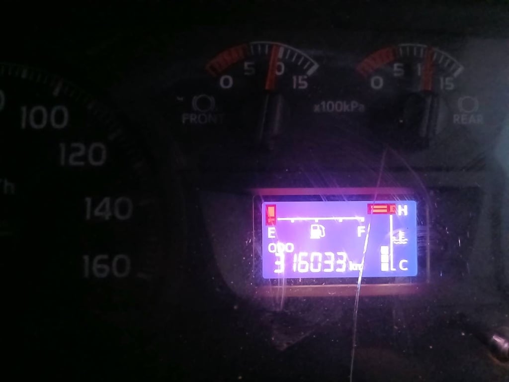 HINO FL 260แรงม้า รถบรรทุก 10ล้อ กระบะคอกสูง ปี2016 เลขไมล์น้อยกว่า 500,000 กม.