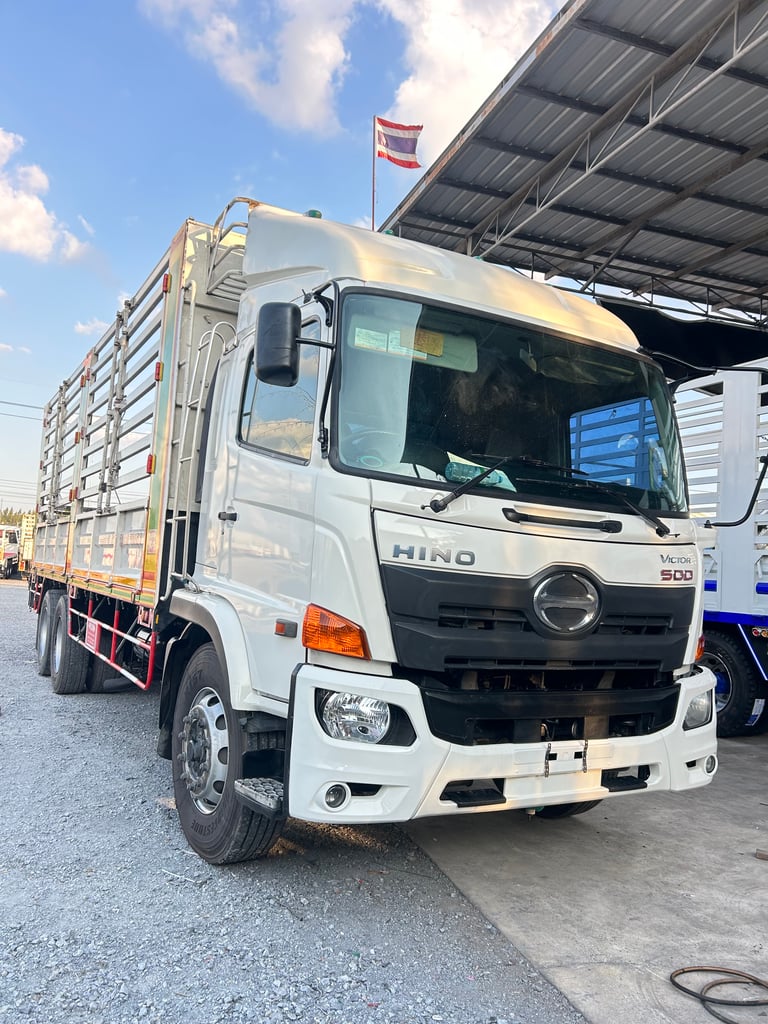HINO FL 260แรงม้า รถบรรทุก 10ล้อ กระบะคอกสูง ปี2018 เลขไมล์น้อยกว่า 500,000 กม.
