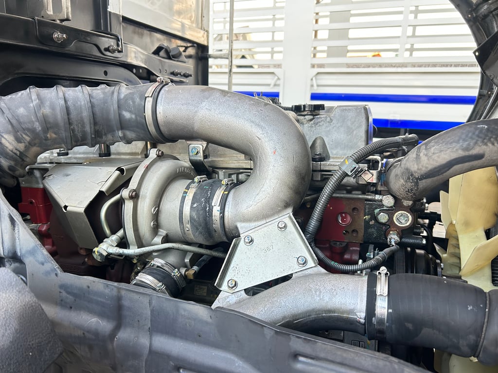 HINO FL 260แรงม้า รถบรรทุก 10ล้อ กระบะคอกสูง ปี2018 เลขไมล์น้อยกว่า 500,000 กม.