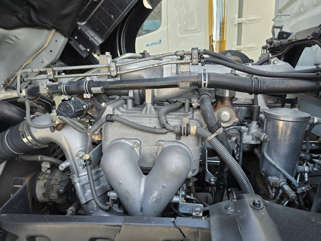 ISUZU FXZ 360แรงม้า รถบรรทุก 10ล้อ คอกสูง ปี2013 เลขไมล์น้อยกว่า 500,000 กม.