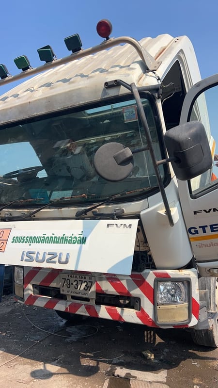 ISUZU FVM 240แรงม้า รถบรรทุก 10ล้อ กระบะคอกสูง ปี2018 เลขไมล์น้อยกว่า 500,000 กม.