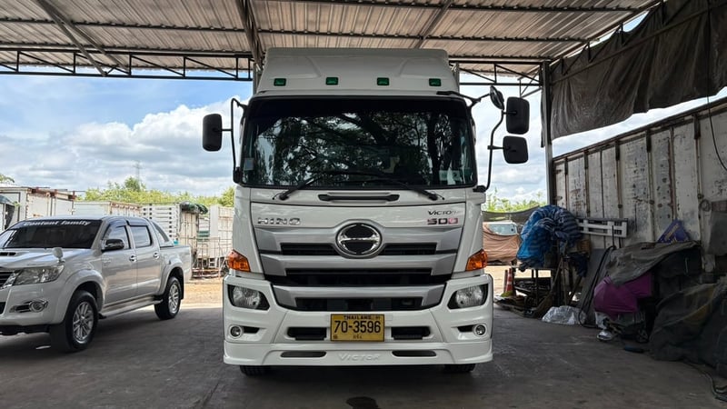 HINO FL 260แรงม้า รถบรรทุก 10ล้อ หัวลาก เฉพาะหัว ปี2020 เลขไมล์น้อยกว่า 500,000 กม. HINO FL 260แรงม้า รถบรรทุก 10ล้อ หัวลาก เฉพาะหัว ปี2020 เลขไมล์น้อยกว่า 500,000 กม.