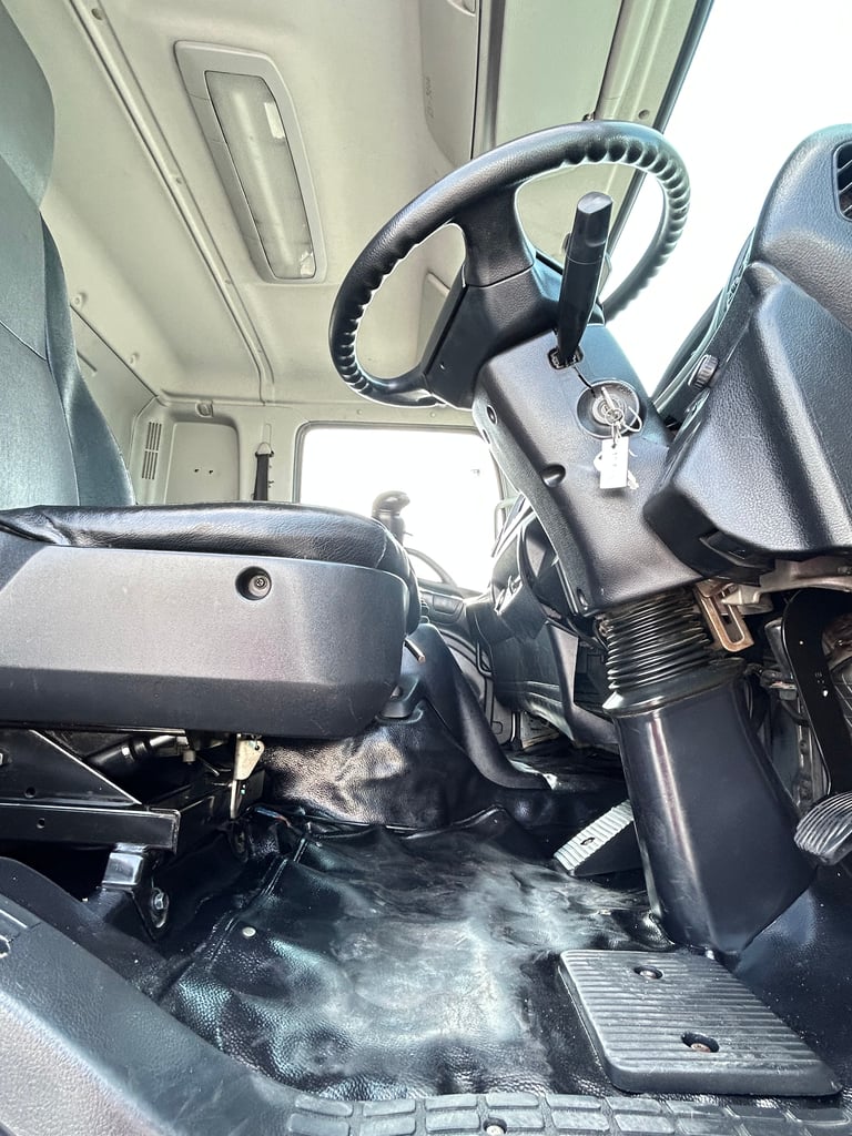 HINO FL 260แรงม้า รถบรรทุก 10ล้อ ตู้เย็น ปี2016 เลขไมล์น้อยกว่า 500,000 กม.