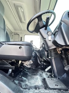 HINO FL 260แรงม้า รถบรรทุก 10ล้อ ตู้เย็น ปี2016 เลขไมล์น้อยกว่า 500,000 กม.