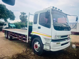 ISUZU FVM 230แรงม้า รถบรรทุก 10ล้อ พื้นเรียบ ปี2007 เลขไมล์น้อยกว่า 500,000 กม. ISUZU FVM 230แรงม้า รถบรรทุก 10ล้อ พื้นเรียบ ปี2007 เลขไมล์น้อยกว่า 500,000 กม.