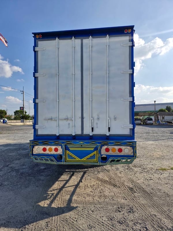 ISUZU FTR 240แรงม้า รถบรรทุก 6ล้อ ตู้แห้ง ปี2011 เลขไมล์น้อยกว่า 500,000 กม.