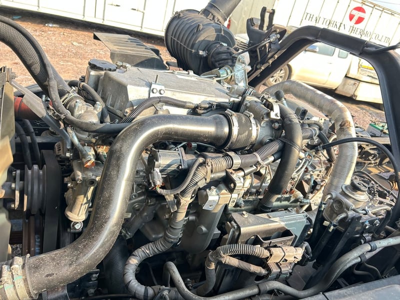 ISUZU FVM 240แรงม้า รถบรรทุก 10ล้อ กระบะเหล็ก ปี2018