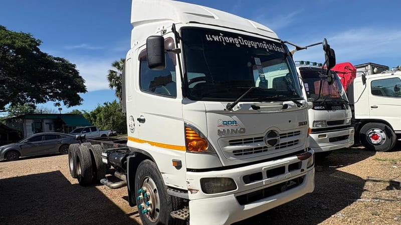HINO FL 251แรงม้า รถบรรทุก 10ล้อ หัวลาก เฉพาะหัว ปี2015 HINO FL 251แรงม้า รถบรรทุก 10ล้อ หัวลาก เฉพาะหัว ปี2015