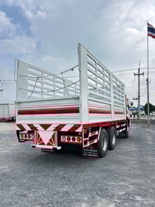 ISUZU FVM 300แรงม้า รถบรรทุก 10ล้อ กระบะคอกสูง ปี2017 เลขไมล์น้อยกว่า 500,000 กม.