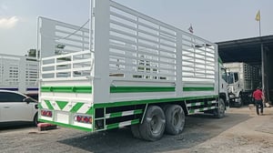 ISUZU FVM 240แรงม้า รถบรรทุก 10ล้อ กระบะคอกสูง ปี2011