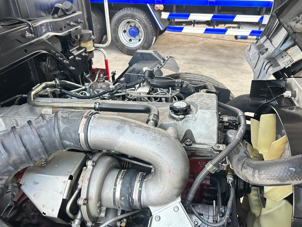 HINO FL 260แรงม้า รถบรรทุก 10ล้อ กระบะคอกสูง ปี2018 เลขไมล์น้อยกว่า 500,000 กม.