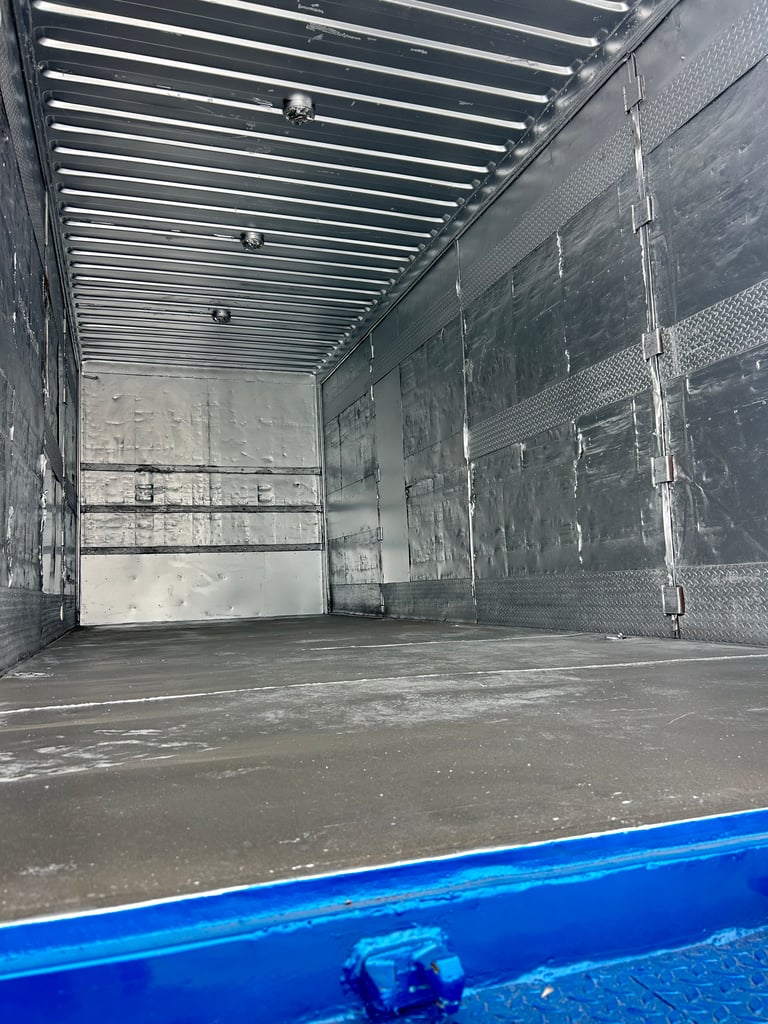 📌6ล้อISUZU รุ่นFTR 240แรง 📌ตู้สิบบานยาว7.5เมตรกว้าง2.4 📌สุง2.5 ปี57 ￼รถสวยพร้อมใช้งาน 📌ท่านใดกำลังหาอยู่คันนี่ครับ 📌ตัดสด จัดไฟแนนช์ แจ้งมานะครับ ☎️0926833726