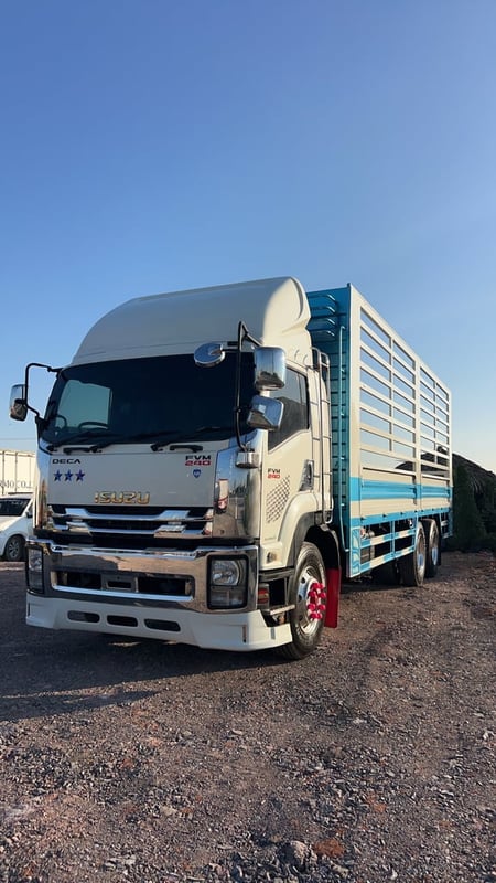 ISUZU FVM 240แรงม้า รถบรรทุก 10ล้อ กระบะคอกสูง ปี2009 เลขไมล์น้อยกว่า 500,000 กม.