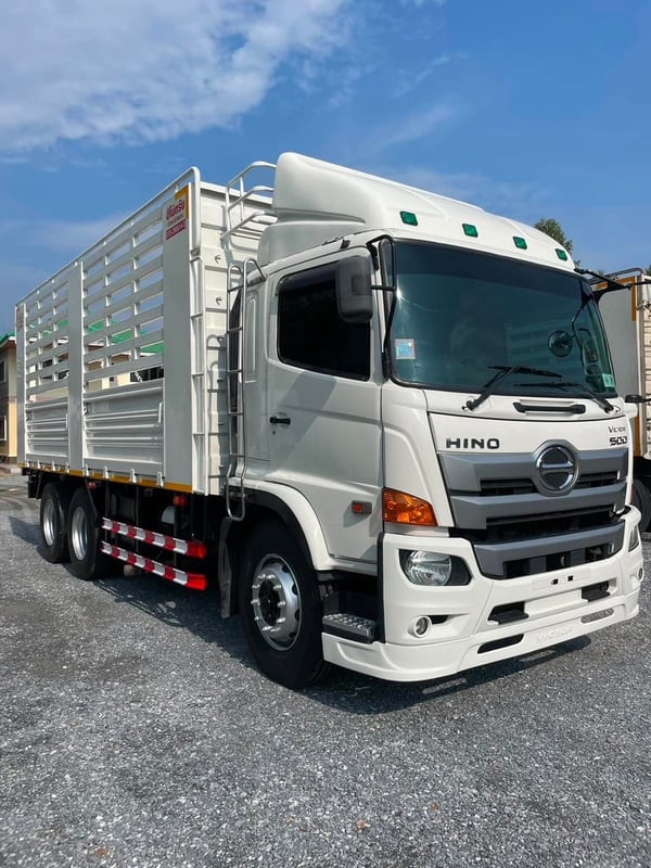 HINO FL 260แรงม้า รถบรรทุก 10ล้อ หัวลาก เฉพาะหัว ปี2020 เลขไมล์น้อยกว่า 500,000 กม. HINO FL 260แรงม้า รถบรรทุก 10ล้อ หัวลาก เฉพาะหัว ปี2020 เลขไมล์น้อยกว่า 500,000 กม.