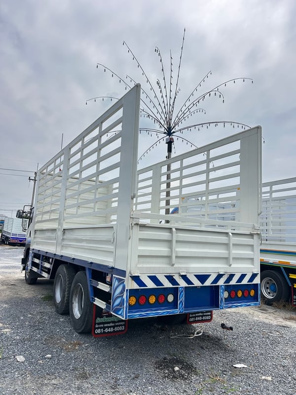ISUZU FVM 240แรงม้า รถบรรทุก 10ล้อ กระบะคอกสูง ปี2010 เลขไมล์น้อยกว่า 500,000 กม. ISUZU FVM 240แรงม้า รถบรรทุก 10ล้อ กระบะคอกสูง ปี2010 เลขไมล์น้อยกว่า 500,000 กม.