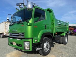 ISUZU FTR 240แรงม้า รถบรรทุก 6ล้อ ดั้มพ์ ปี2014 เลขไมล์น้อยกว่า 500,000 กม.
