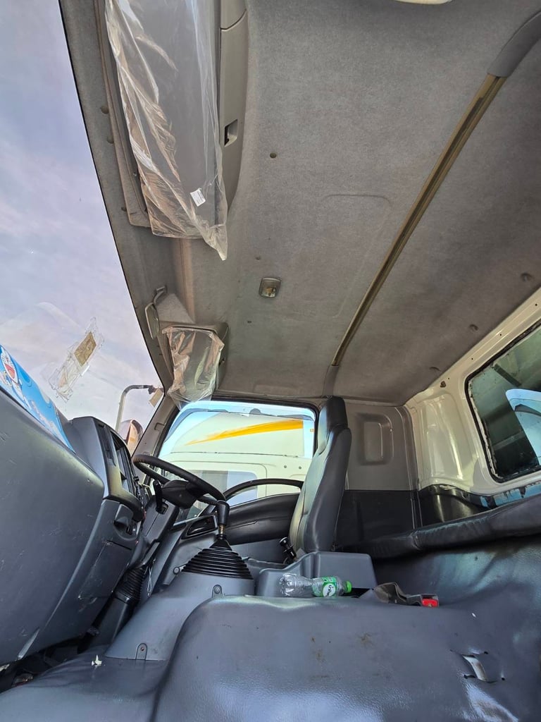 ISUZU FXZ 360แรงม้า รถบรรทุก 10ล้อ กระบะคอกสูง ปี2013 เลขไมล์น้อยกว่า 500,000 กม. ISUZU FXZ 360แรงม้า รถบรรทุก 10ล้อ กระบะคอกสูง ปี2013 เลขไมล์น้อยกว่า 500,000 กม.