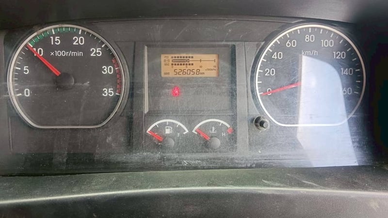 ISUZU FVM 240แรงม้า รถบรรทุก 10ล้อ กระบะคอกสูง ปี2017 เลขไมล์น้อยกว่า 500,000 กม.