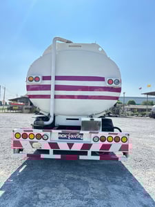 ISUZU FVM 240แรงม้า รถบรรทุก 10ล้อ บรรทุกน้ำ