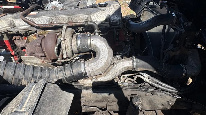 HINO FL 251แรงม้า รถบรรทุก 10ล้อ หัวลาก เฉพาะหัว ปี2015 HINO FL 251แรงม้า รถบรรทุก 10ล้อ หัวลาก เฉพาะหัว ปี2015