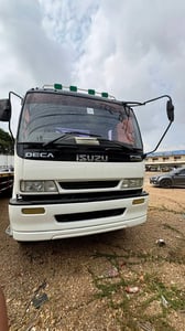 ISUZU FVM 230แรงม้า รถบรรทุก 10ล้อ พื้นเรียบ ปี2008 เลขไมล์น้อยกว่า 500,000 กม.