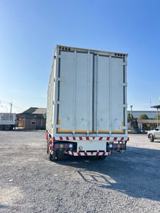 ISUZU FVM 240แรงม้า รถบรรทุก 10ล้อ ตู้แห้ง ปี2009 เลขไมล์น้อยกว่า 500,000 กม.