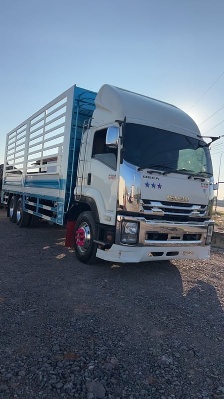 ISUZU FVM 240แรงม้า รถบรรทุก 10ล้อ กระบะคอกสูง ปี2009 เลขไมล์น้อยกว่า 500,000 กม.