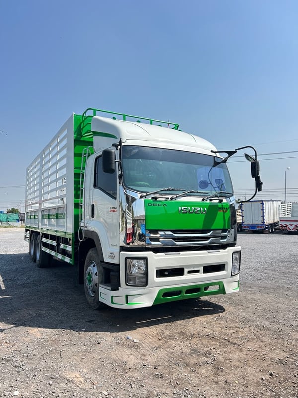 ISUZU FVM 240แรงม้า รถบรรทุก 10ล้อ กระบะคอกสูง ปี2015 เลขไมล์น้อยกว่า 500,000 กม.