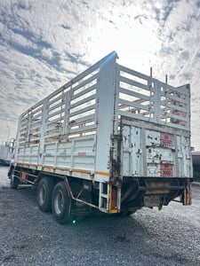 ISUZU FVM 300แรงม้า รถบรรทุก 10ล้อ กระบะคอกสูง ปี2014 เลขไมล์น้อยกว่า 500,000 กม.