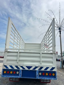 ISUZU FVM 240แรงม้า รถบรรทุก 10ล้อ กระบะคอกสูง ปี2010